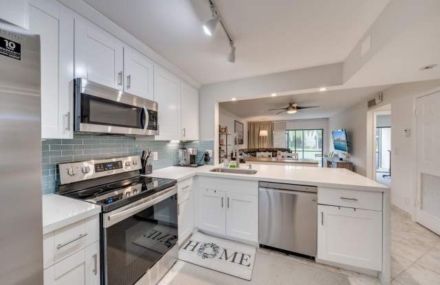 3939 NE 5th Avenue - 3939 Northeast 5th Avenue, Boca Raton, FL 33431