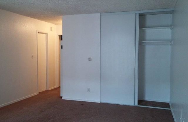 620 67th St. Gallery 2