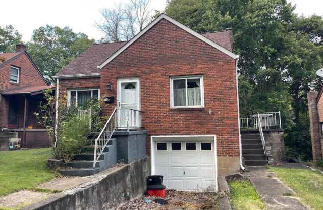 3 Bedroom / 1 Bath Home in Aliquippa - Quiet Dead End Street - 115 Derby Way, Aliquippa, PA 15001