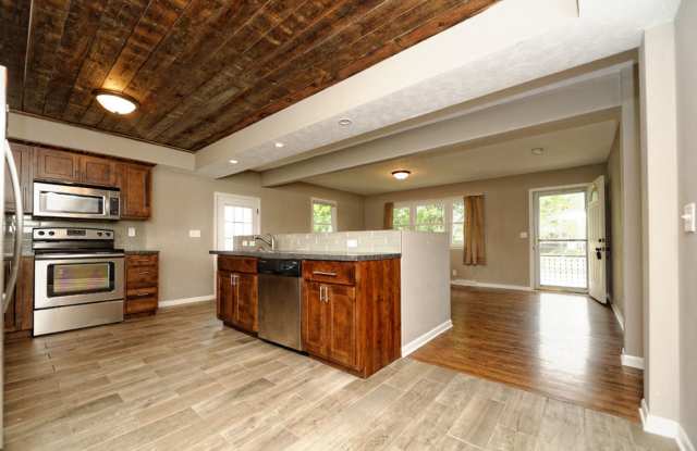 4 Bedroom / 2 Bath Home Available Now! photos photos