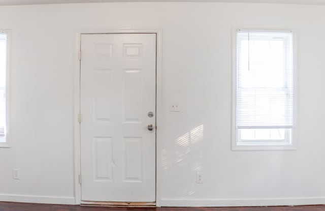 1026 Stainback St Gallery 2