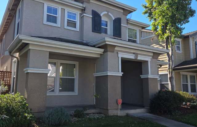 AVAILABLE NOW - 3124 Puffin Circle, Fairfield, CA 94533