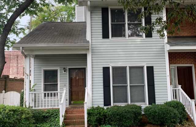 Prime Devine Street Location | 3 Bed, 3 Bath Available August 15 photos photos Prime Devine Street Location | 3 Bed, 3 Bath Available August 15 photos photos