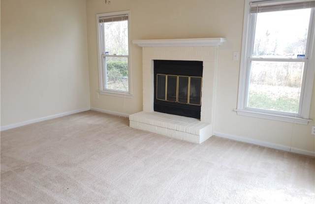 3857 Buckhorn Place Gallery 3