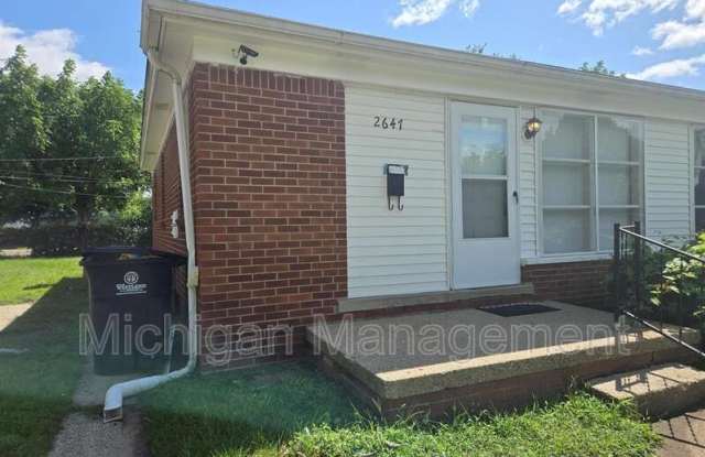 2653 Ackley Ave photos photos