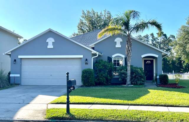 Lovely home is located on the edge of a beautiful retention pond Gallery 1