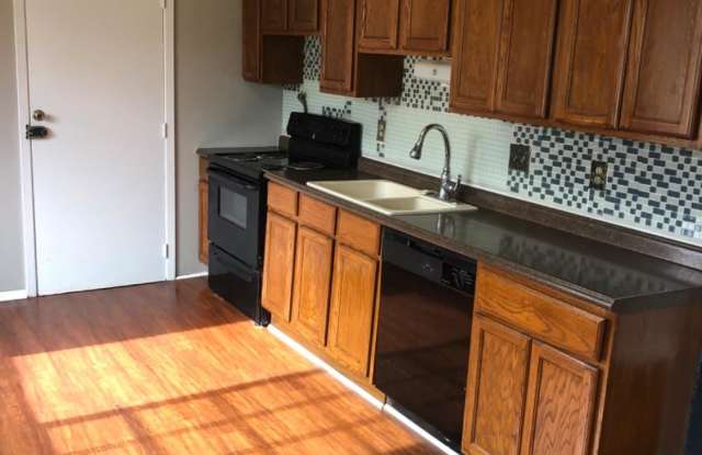 2137 Rubicon Place Gallery 4