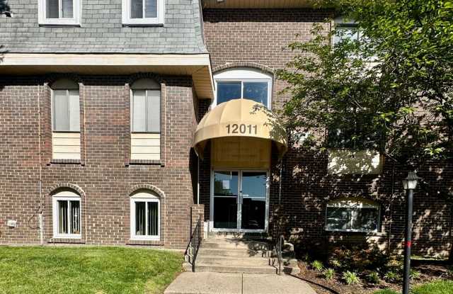 Cozy 2 Bedroom Condo in Reisterstown. - 12011 Tarragon Road, Reisterstown, MD 21136
