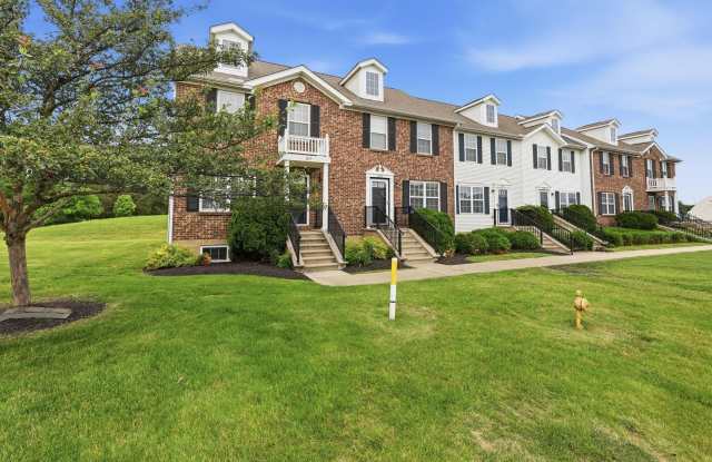 1075 Shady Lake Drive Gallery 2