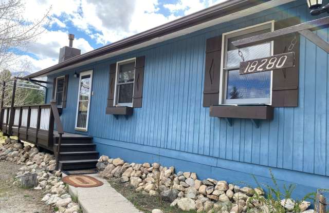 18280 Alta Vista Dr. Gallery 2
