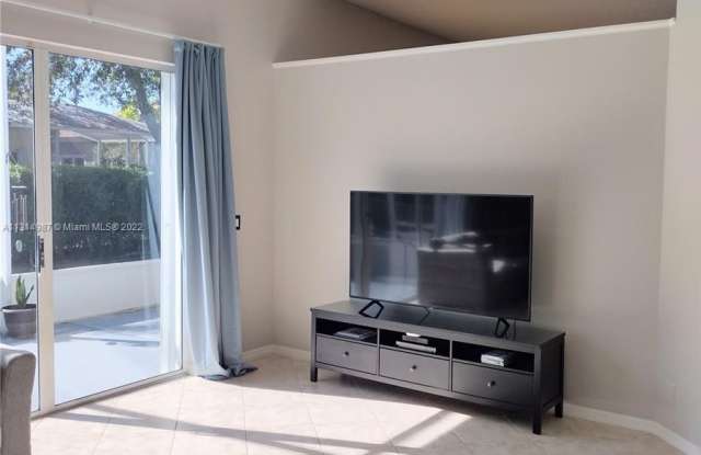 12956 NW 18th Manor Gallery 3