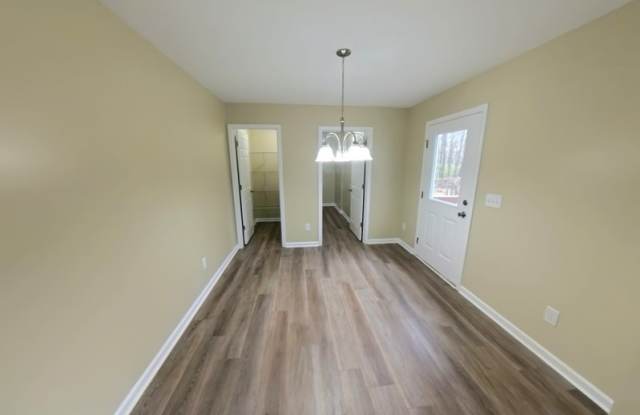 182 North Burson Avenue Gallery 4