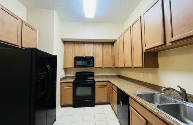 4067 Meander Place Gallery 2