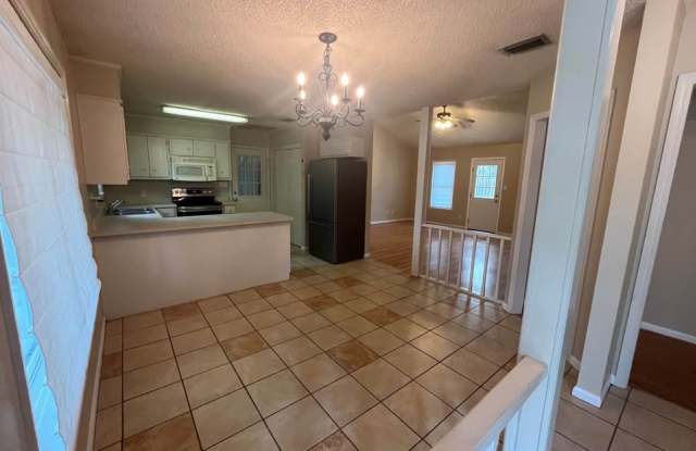3212 Tyndall Drive Gallery 2