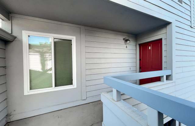 Spacious 2 bedroom, 2 bathroom Condo in Quiet Complex - Unit is occupied through end of August Gallery 3
