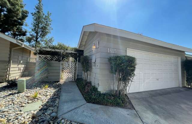 Beautiful 3 Bedroom Condo coming soon! photos photos