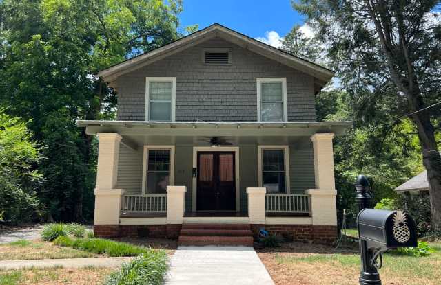 Historic Neighborhood - 3 BR / 1.5 BA photos photos