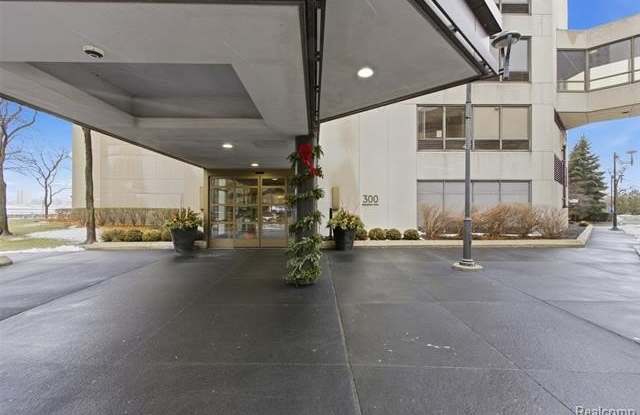 300 Riverfront Drive photos photos