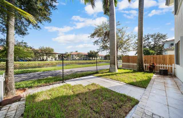 3641 Northeast 4th Street - 3641 Northeast 4th Street, Homestead, FL 33033 3641 Northeast 4th Street - 3641 Northeast 4th Street, Homestead, FL 33033
