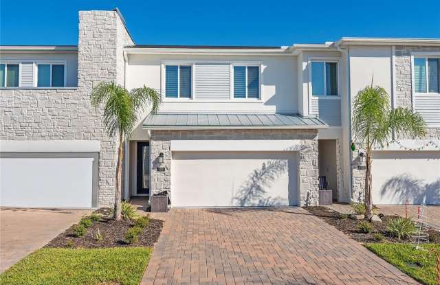 109 BOGEY DRIVE - 109 Bogey Drive, Four Corners, FL 34747