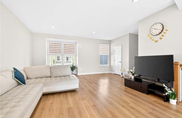 6706 Sycamore Way Gallery 4