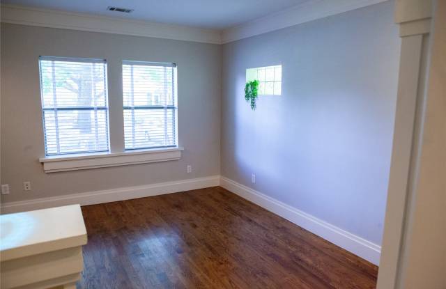 5837 Velasco Avenue Gallery 3