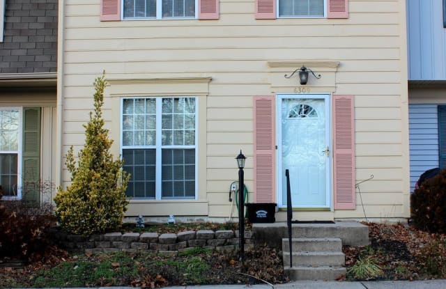 6309 PRINCE WAY - 6309 Prince Way, Centreville, VA 20120