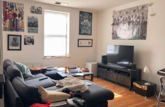 90 Gainsborough St. photos photos