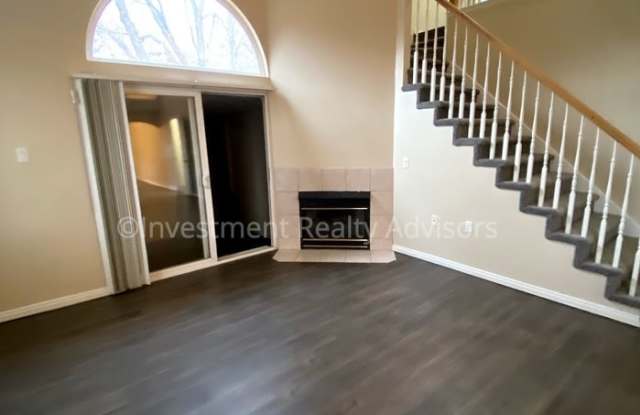 2275 East Arbor Lane Gallery 3