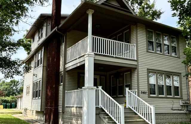 2420 E Market St. photos photos