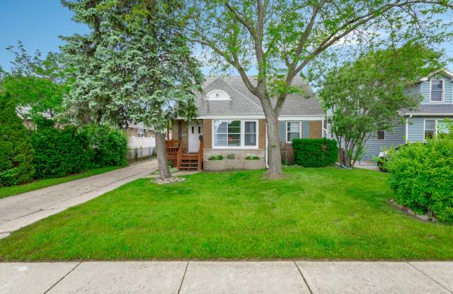 104 Harlem Avenue - 104 Harlem Avenue, Glenview, IL 60025