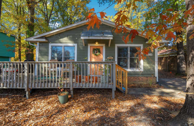Available Now! Updated 3bd/1.5ba Home with Huge Fenced-In Backyard, Just One Mile from Downtown Durham! - 1304 Hill Street, Durham, NC 27707