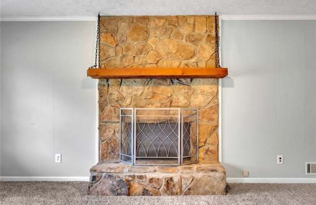 905 Rambling Rose Court NW Gallery 4