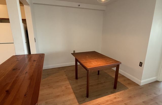 100 Cove Way Gallery 3