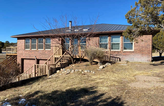 3 Bedroom, 2 Bathroom Home in Edgewood, NM - 58 Crestview Road, Bernalillo County, NM 87015