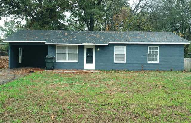 587 Hillbrook Drive - 587 Hillbrook Drive, Southaven, MS 38671