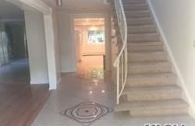 23 Wheatley Ave Gallery 2