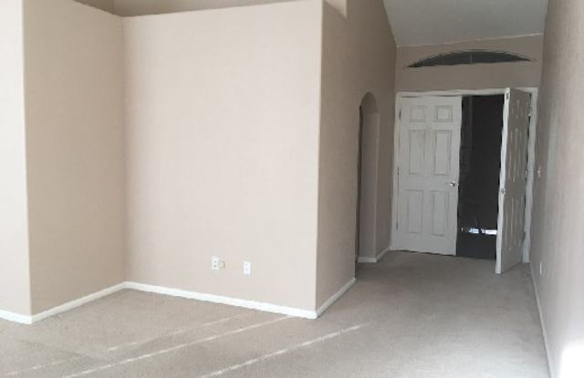1433 Royal Troon Drive Gallery 2