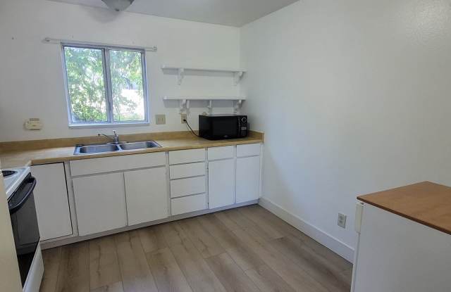PRICE DROP! 2 Bedroom Unit in Provo! ENJOY $200 OFF YOUR FIRST MONTH'S RENT! Gallery 4