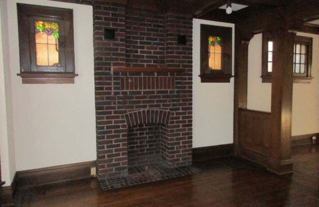 1192 Neil Avenue Gallery 2