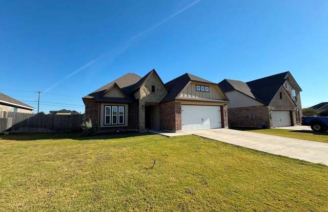Discover exceptional living at 5115 Leaning Tree Drive in Temple! Gallery 3