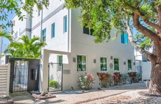 536 4TH Avenue S photos photos