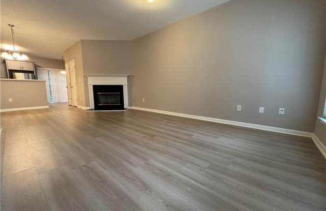 3300 Hidden Cove Circle Gallery 3
