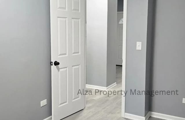 1639 Victoria Avenue - 1 Gallery 4