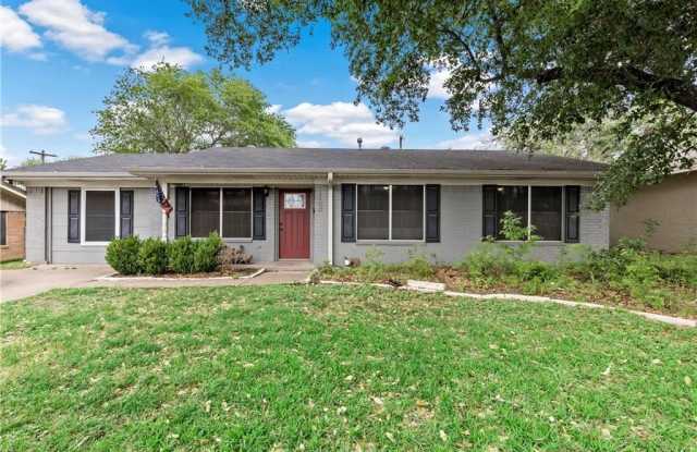 1700 East William J Bryan Parkway - 1700 East William Joel Bryan Parkway, Bryan, TX 77803