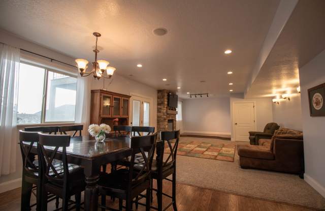 2002 S Clydesdale Cir Gallery 3