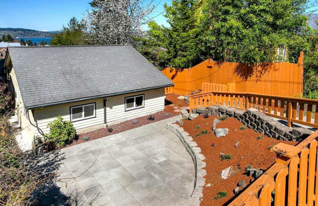 Beautiful 2-bedroom view property in Bryn Mawr ! Gallery 1