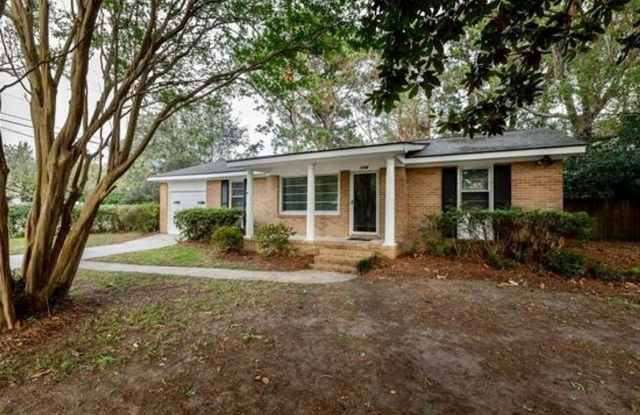 4 Bedroom 2 Bath House in Lawton Bluff - James Island photos photos 4 Bedroom 2 Bath House in Lawton Bluff - James Island photos photos
