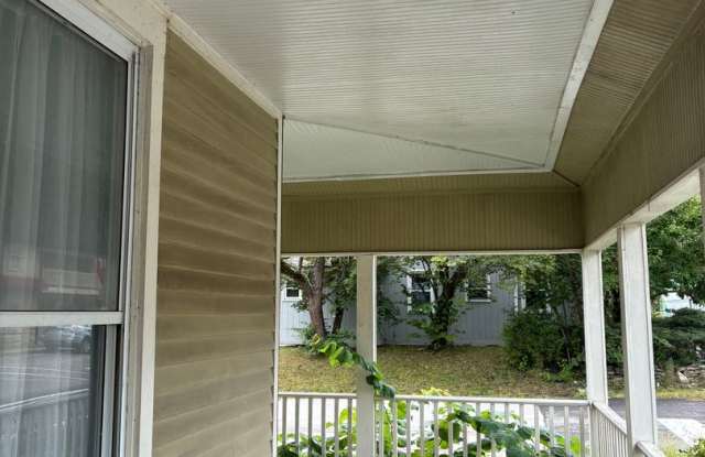 Charming 3-Bedroom Character-Filled Home! Gallery 4