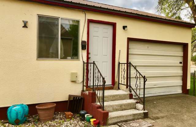 Charming 1-Bedroom in a Great Neighborhood! photos photos